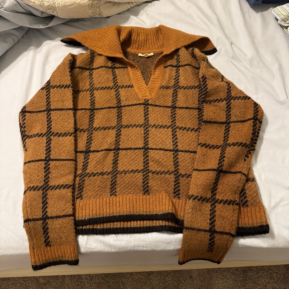 Mystree Tan and Black V-Neck Sweater